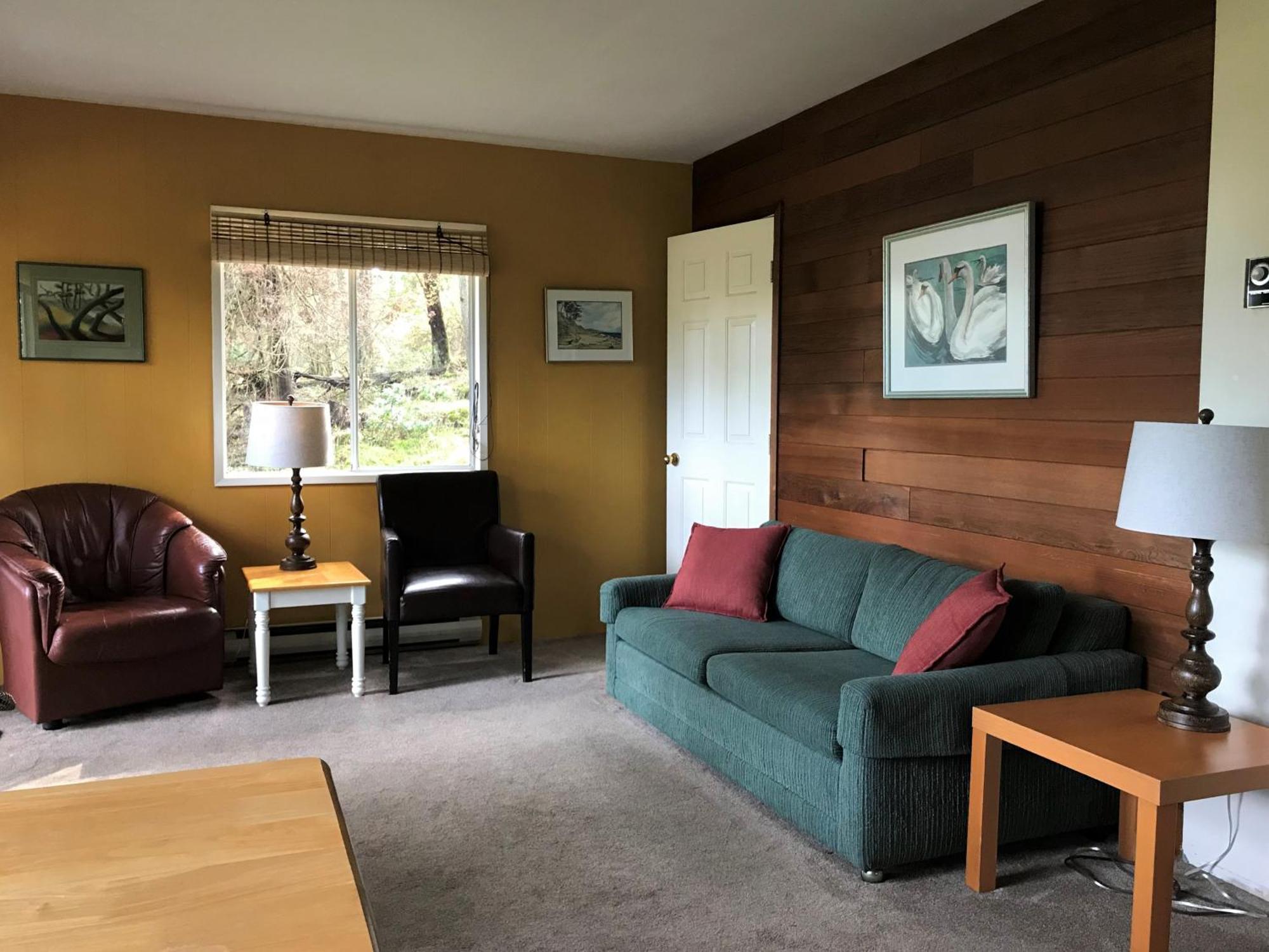 Driftwood Village Cottages Sturdies Bay Стая снимка